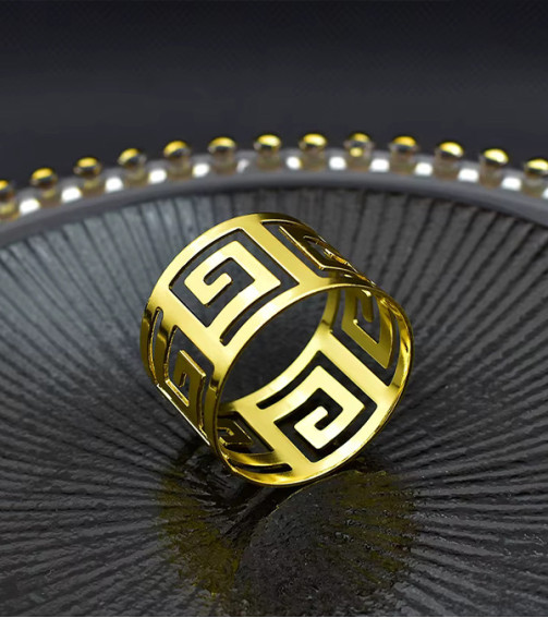 Napkin Ring "Golden Maze"